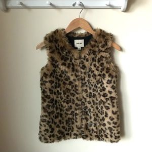 Girls Faux Fur Leopard Print Vest Size L